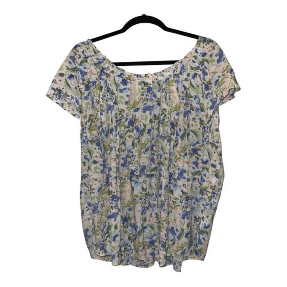 LC Lauren Conrad Blue and White Pleated Short Sleeve Blouse